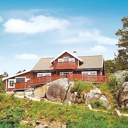 Beautiful In Lindesnes With Kitchen Svenevik