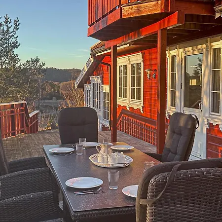 Lovely In Lindesnes With Sauna *