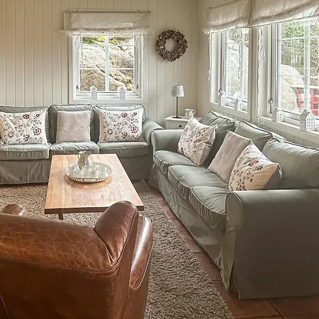 Lovely In Lindesnes With Sauna Tatil Evi