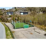 Lovely In Lindesnes With Sauna 度假居 *